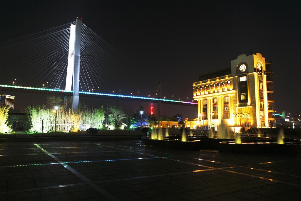 Shanghai Eiffelton Hotel Εξωτερικό φωτογραφία